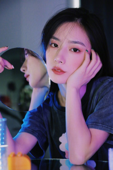 美女比基尼